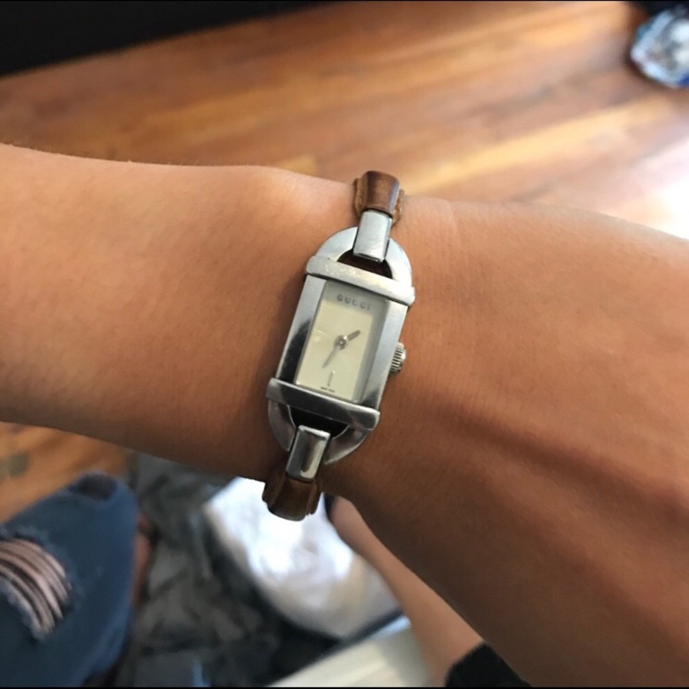 6800I Gucci women leather - stainless steel watch